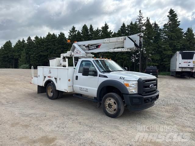 Ford F550 Auto korvtõstukid