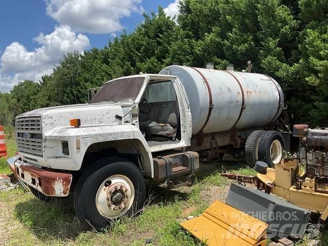 Ford F700 Tsisternveokid
