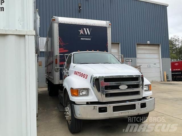 Ford F750 Furgoonautod