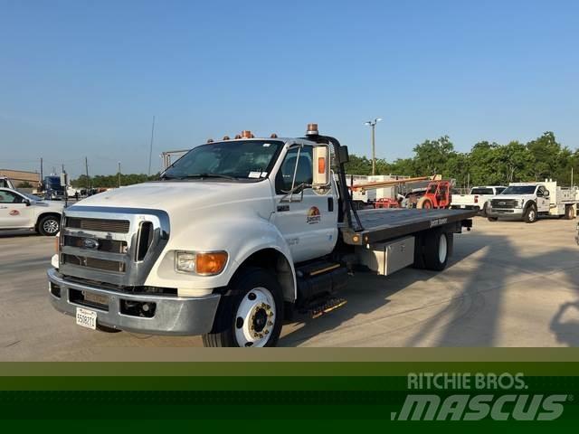 Ford F750XLT Puksiirid