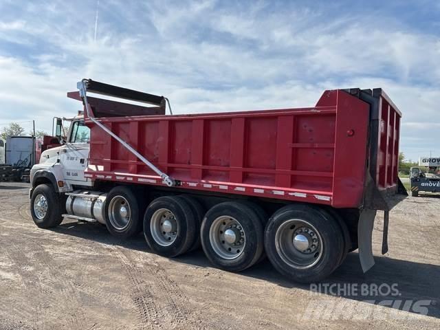 Ford L9000 Kallurid