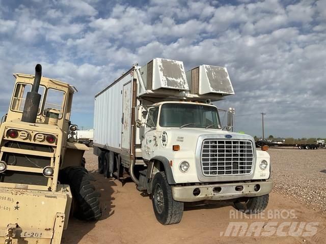Ford LT8000 Kaubikud