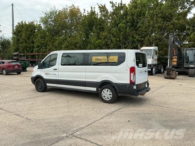 Ford T-350 Sõiduautod