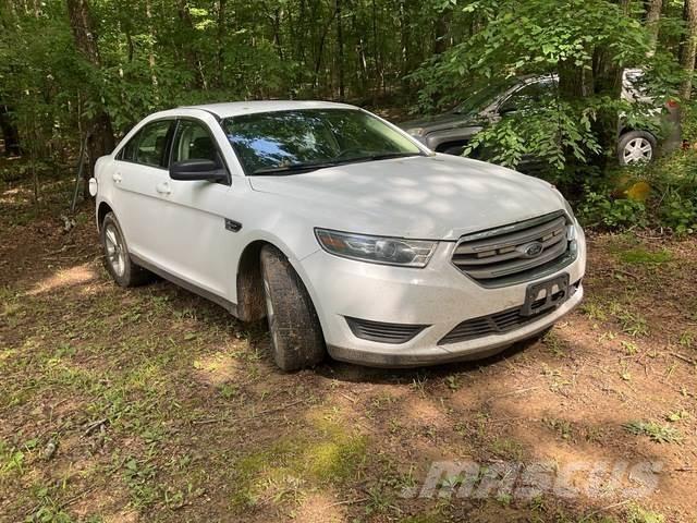 Ford Taurus Sõiduautod