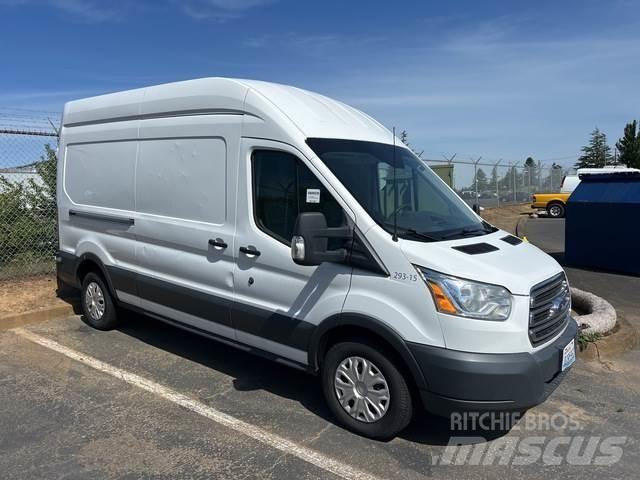 Ford Transit Kaubikud