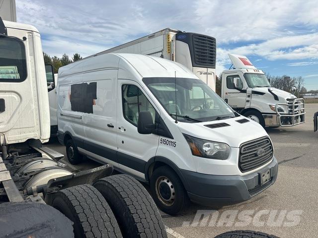 Ford Transit Kaubikud