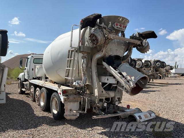 Freightliner  Muud veokid