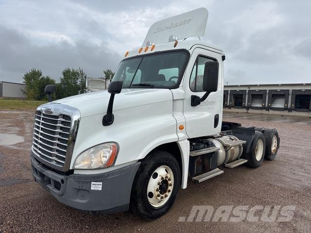 Freightliner  Sadulveokid