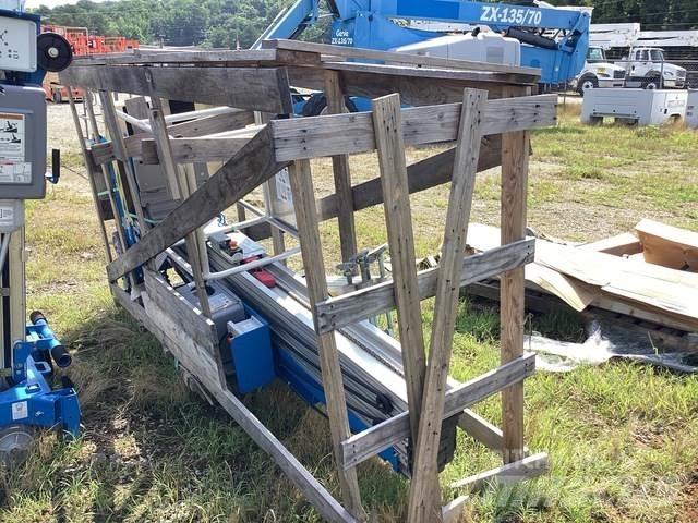 Genie AWP-36S Vertikaalsed mast tõstukid