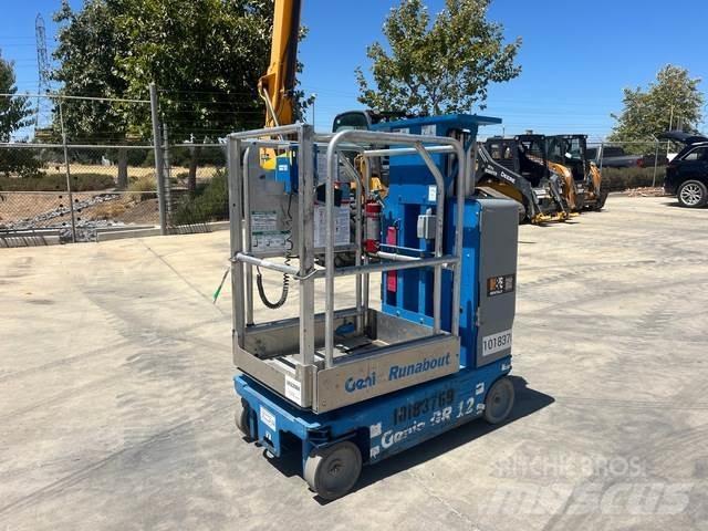 Genie GR-12 Vertikaalsed mast tõstukid