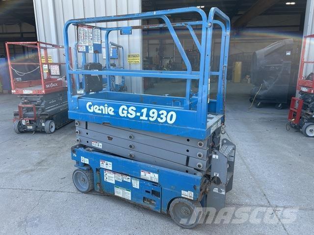 Genie GS-1930 Käärtõstukid