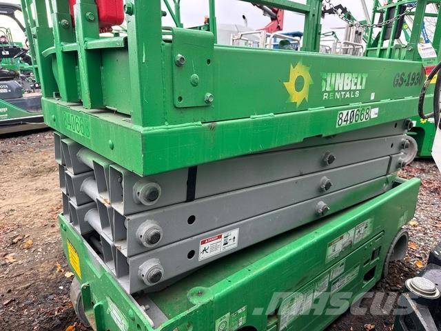 Genie GS-1930 Käärtõstukid