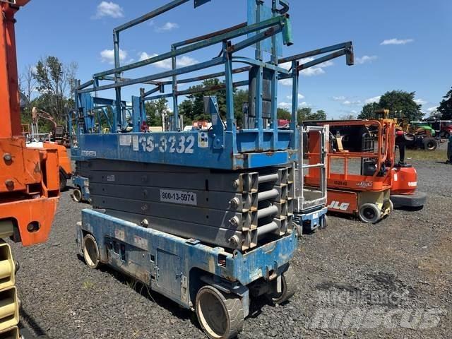 Genie GS-3232 Käärtõstukid