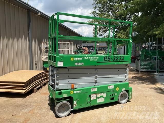 Genie GS-3232 Käärtõstukid