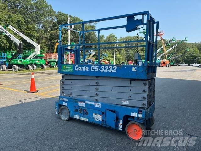 Genie GS-3232 Käärtõstukid