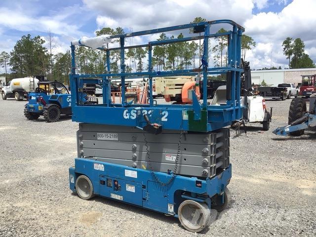 Genie GS-3232 Käärtõstukid