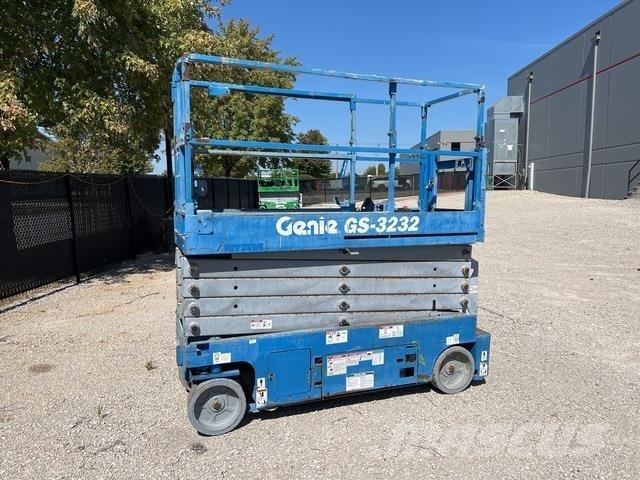 Genie GS-3232 Käärtõstukid