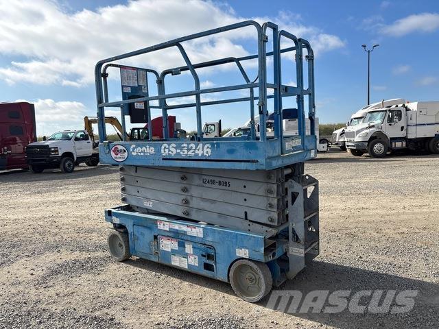 Genie GS-3246 Käärtõstukid