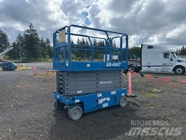 Genie GS-4047 Käärtõstukid