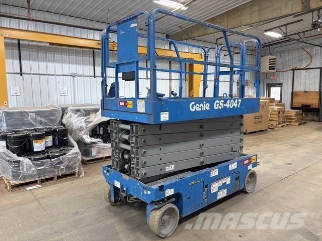 Genie GS-4047 Käärtõstukid
