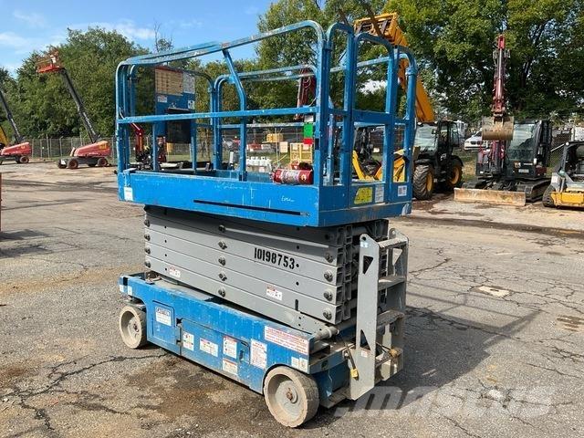 Genie GS-4047 Käärtõstukid