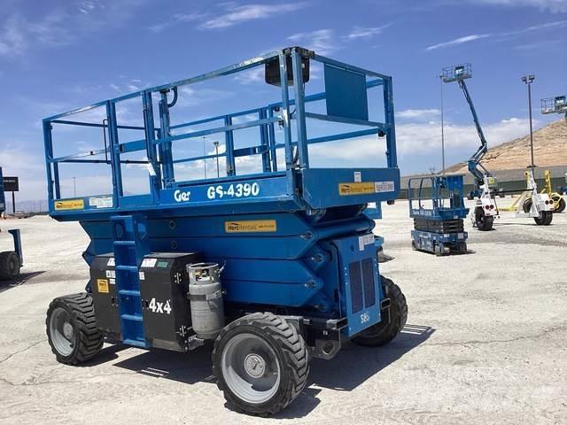 Genie GS-4390 Käärtõstukid