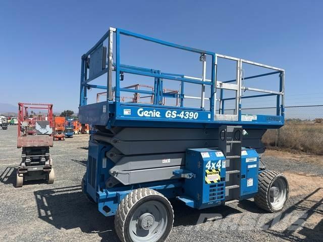 Genie GS-4390 Käärtõstukid