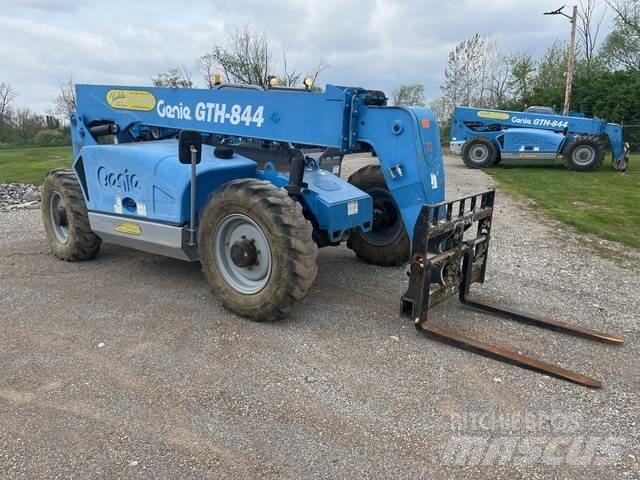 Genie GTH-844 Teleskooplaadurid