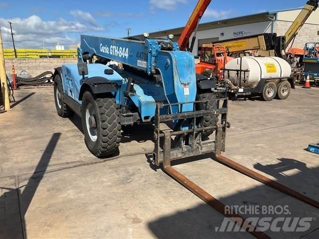 Genie GTH-844 Teleskooplaadurid