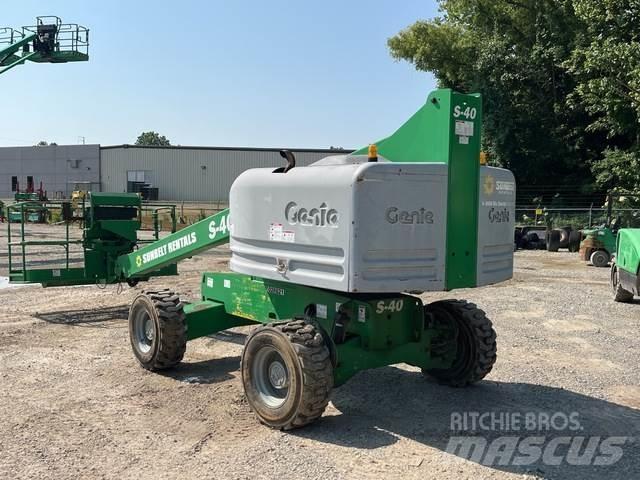 Genie S-40 Muu