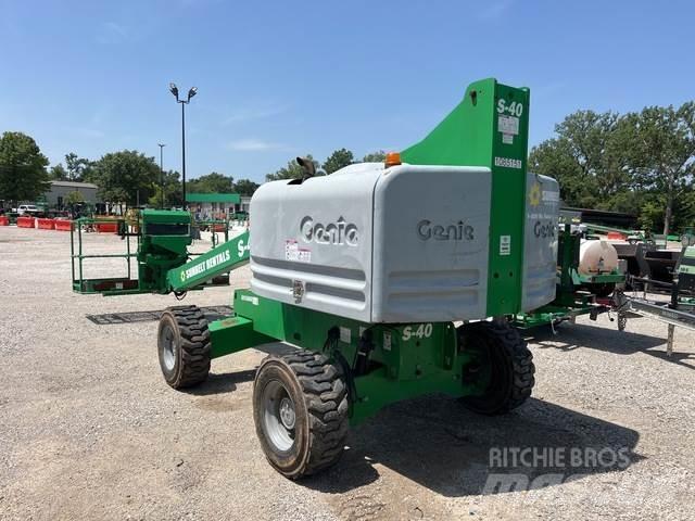 Genie S-40 Muu