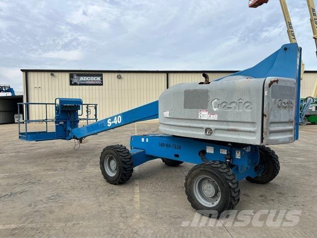 Genie S-40 Teleskoop poomtõstukid