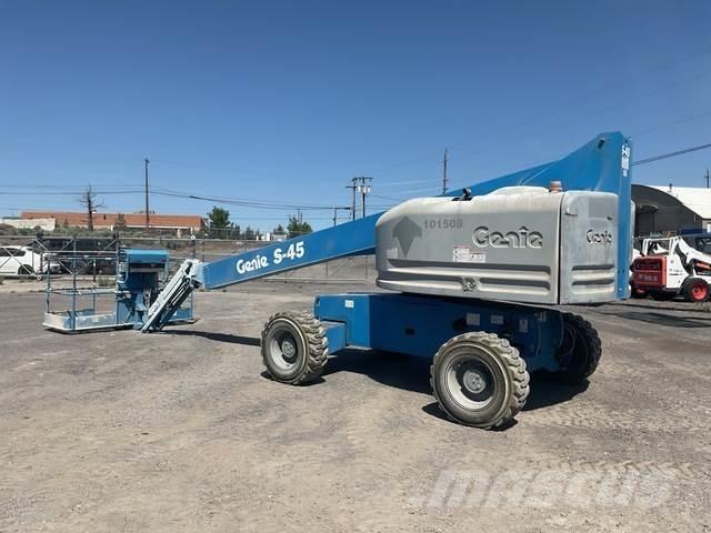 Genie S-45 Muu