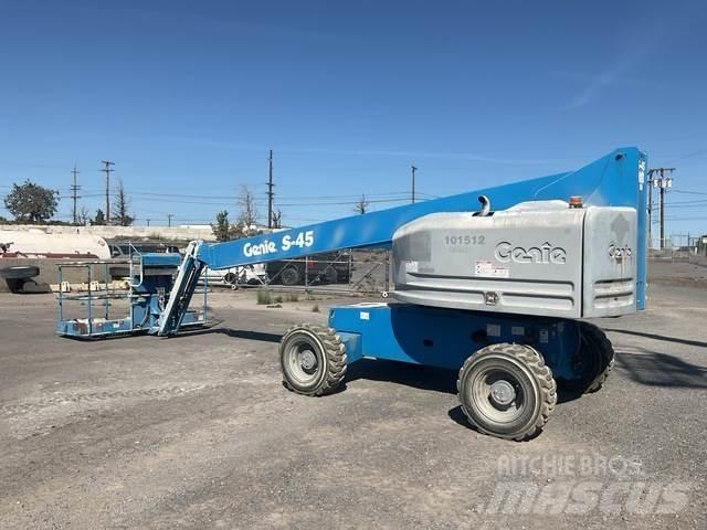 Genie S-45 Muu