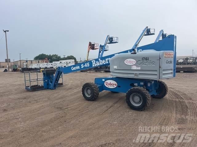Genie S-45 Muu