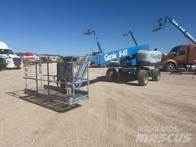 Genie S-65 Muu