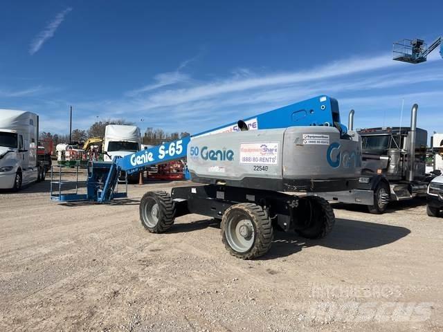 Genie S-65 Muu