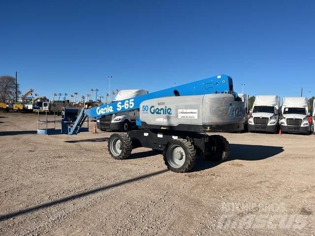 Genie S-65 Muu
