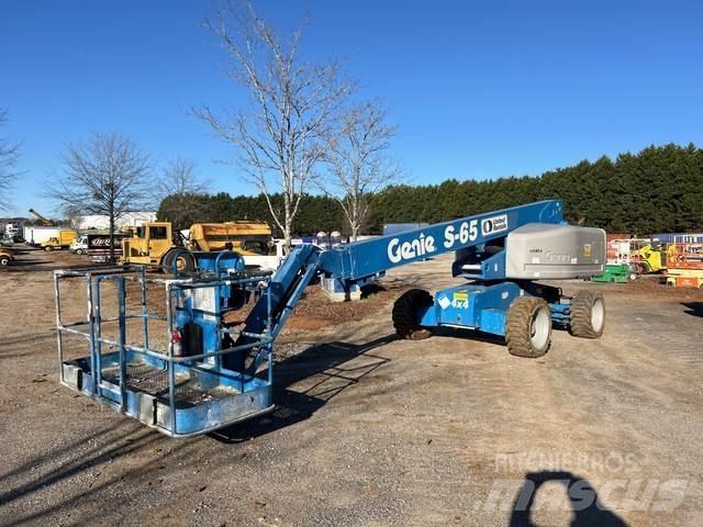 Genie S-65 Muu