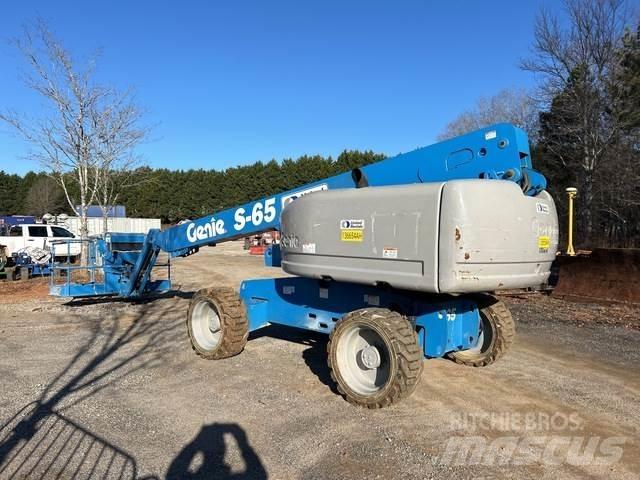 Genie S-65 Muu