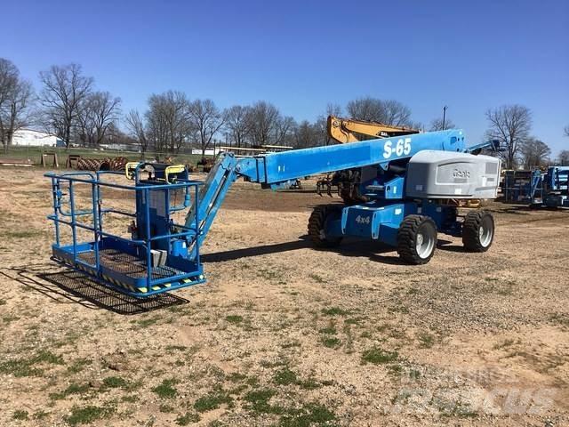 Genie S-65 Muu