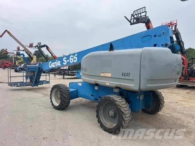 Genie S-65 Teleskoop poomtõstukid