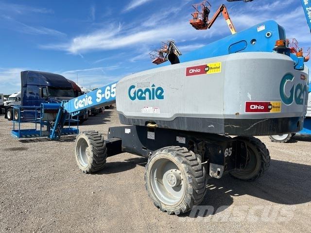 Genie S-65 Teleskoop poomtõstukid