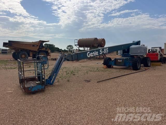 Genie S-85 Muu