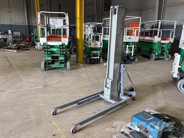 Genie SLC-24 Vintsid, telfrid ja materjaliliftid