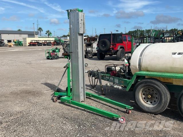 Genie SLC-24 Vintsid, telfrid ja materjaliliftid