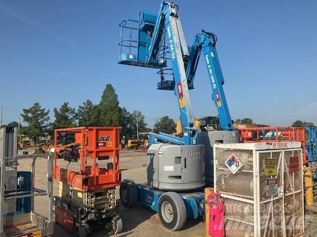 Genie Z34/22 Iseliikuvad poomtõstukid