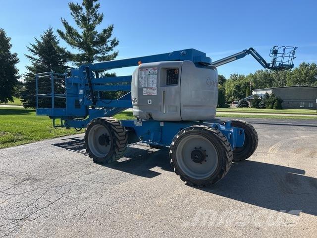 Genie Z45/25 Iseliikuvad poomtõstukid