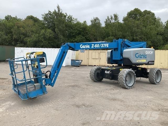 Genie Z60/37 Iseliikuvad poomtõstukid