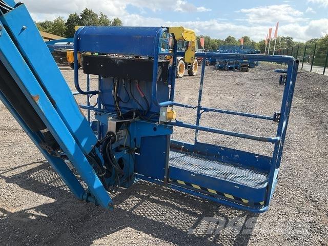 Genie Z60/37 Iseliikuvad poomtõstukid